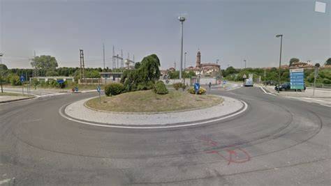 Rotonde sponsorizzate: aree verdi e cartellonistica regolata